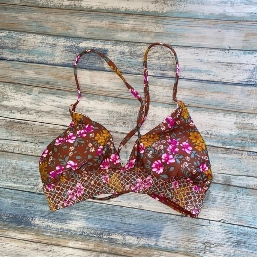Xhilaration Smocked Floral Triangle Bikini Top Large Boho Bralette Swim - Picture 2 of 5